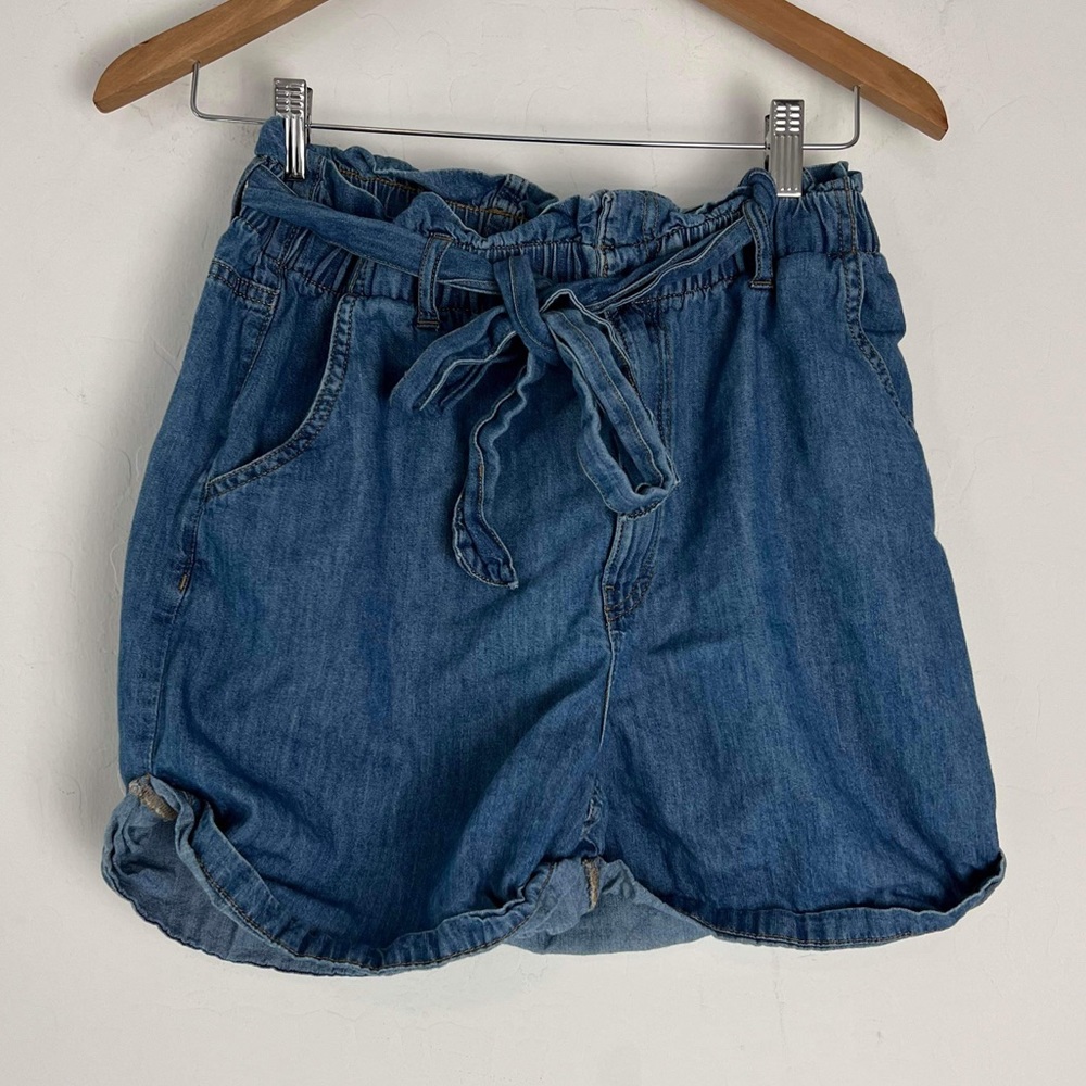 H&M Paper Bag Shorts Size 6 Blue
